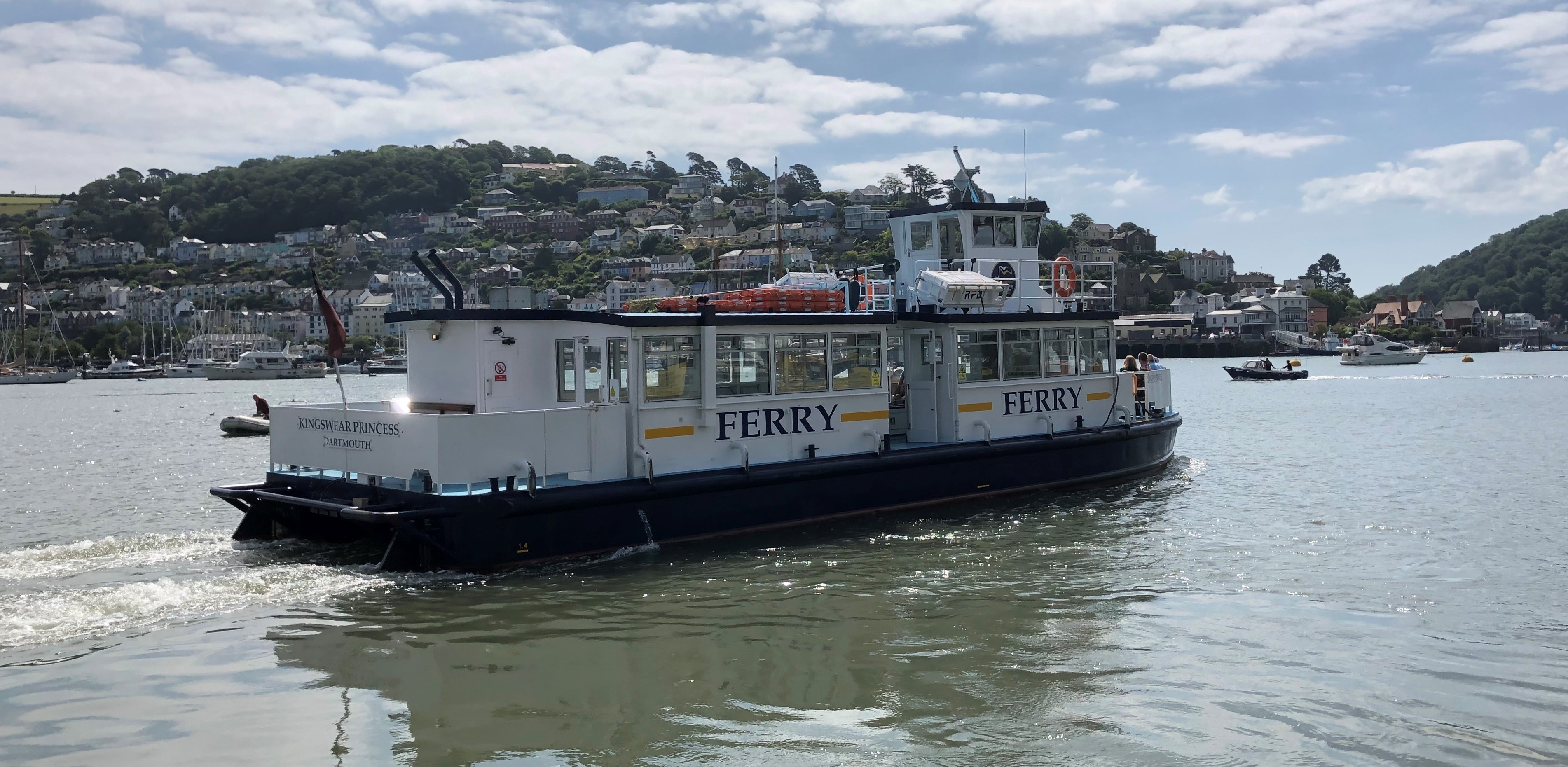 Ferries Dart Harbour